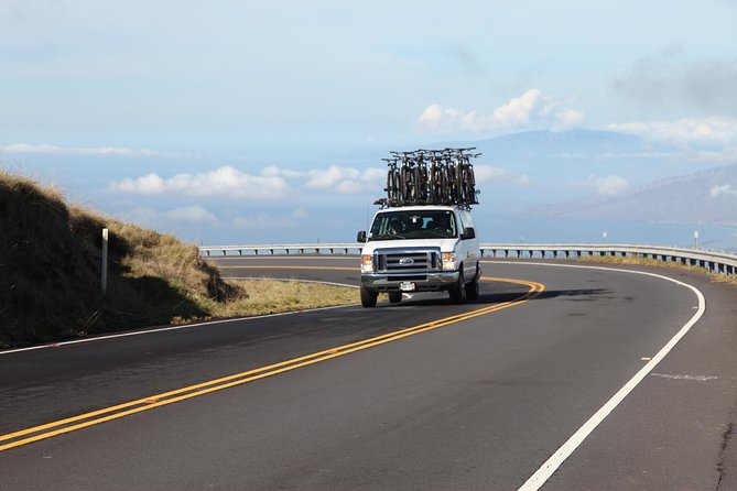Best Haleakala Downhill Self-Guided Bike Tour with Maui Sunriders - Getting started in Paia: where the day begins