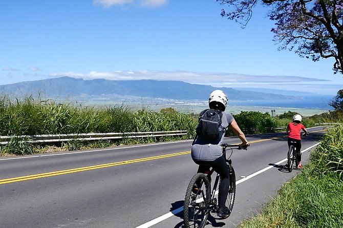 Best Haleakala Downhill Self-Guided Bike Tour with Maui Sunriders - Stop 1: 6,500 ft staging on Haleakalā and the first switchbacks