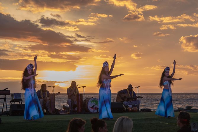 Feast at Mokapu Luau in Wailea - Premium seating: the view upgrade and how tables are handled