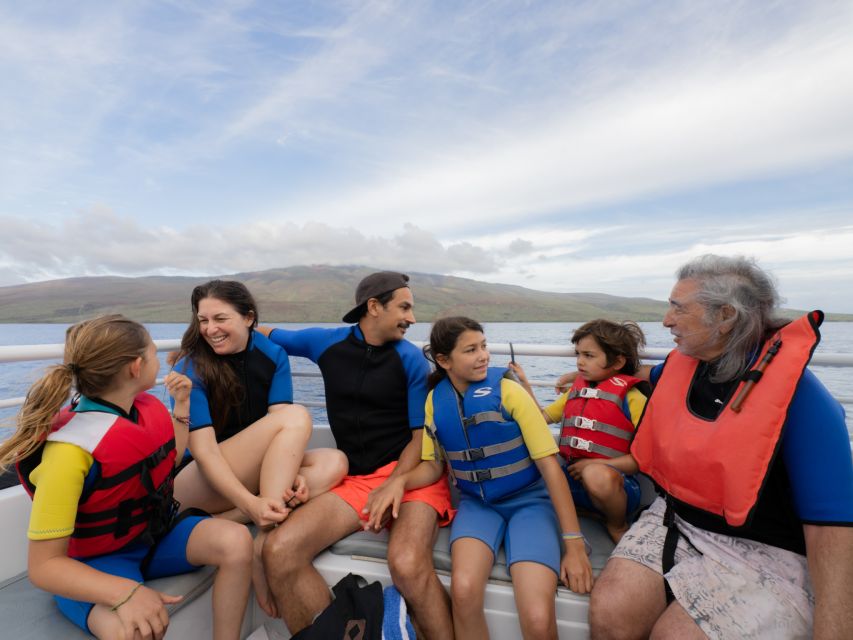 From Ma'alaea: Afternoon Whale Watch Tour Aboard the Malolo - The captain and crew: the difference between seeing whales and understanding them