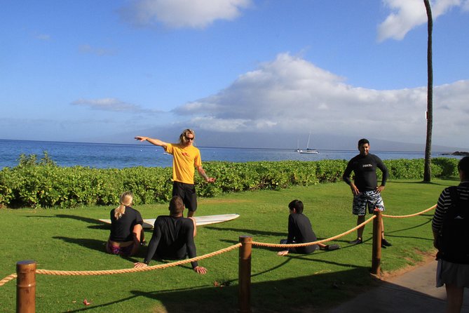 Group Surf Lesson at Ka'anapali Beach - The 30-minute land safety lesson: where the waves stop being scary