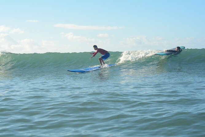 Group Surf Lesson at Kalama Beach in Kihei - Coaching Style: Getting Feedback When It Matters