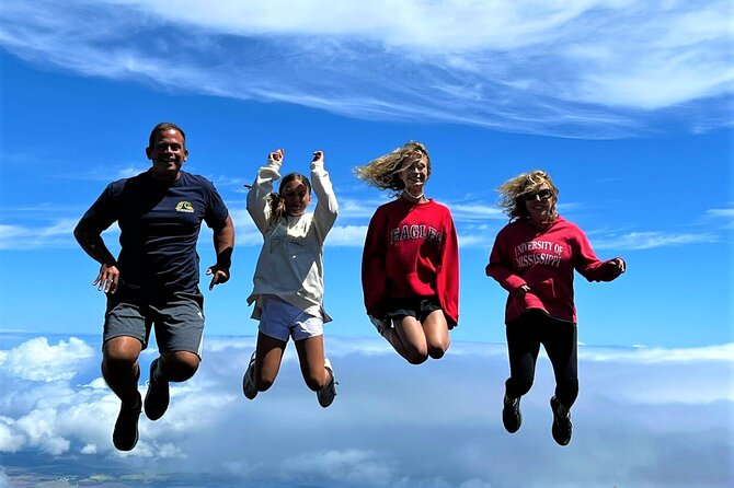 Haleakala Classic Vehicle Sunrise Tour with Breakfast - Guides and the vibe: what makes the morning feel fun, not just early