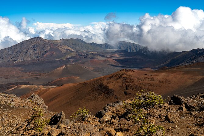 Haleakala Crater Hiking Experience - The Morning Run-Up: Kahului Start, 8:30 Departure, and Mobile Tickets