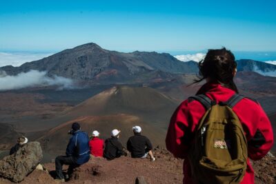 Haleakala Crater Hiking Experience - Stop 1: Haleakala Crater Hike—Snacks at 8,000 ft, Then Up to 10,000 ft