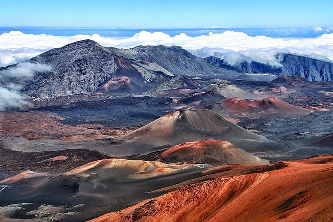 Haleakala Maui Sunset Twilight Tour with Dinner - Kula Lodge Marketplace stop: souvenirs and a taste of local Maui