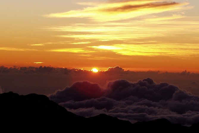 Haleakala National Park with Breakfast and South Side Pickup - Stop 1: Haleakalā crater and the summit view window