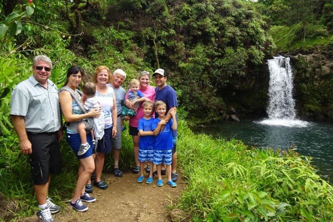 Maui: Famous Road to Hana Waterfalls and Lunch by Mercedes Van - Ke‘anae and Aunty Sandy: snacks with the right kind of local flavor