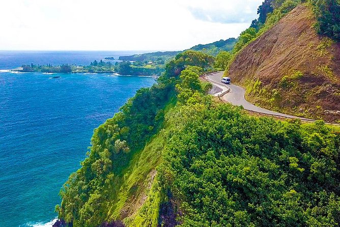 Maui: Famous Road to Hana Waterfalls and Lunch by Mercedes Van - Keeping your body happy on a curvy day: what to pack and how to plan for swimming