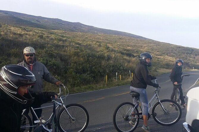 Maui Haleakala Sunrise Downhill Bike Tour with Mountain Riders Rated #1 - Haleakalā Ranch 29 Switchbacks: Where the Adrenaline Starts