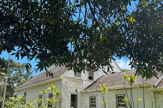 Maui Historical Island Tour - Waikapū Valley and Maui Tropical Plantation’s crop showcase