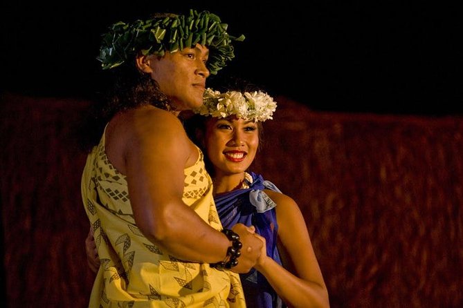 Maui Nui Luau at the Sheraton Maui Resort & Spa - The main show: Polynesian dance from Hawaii to Samoa and beyond