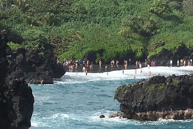 Maui Tour : Road to Hana Day Trip from Kahului Lunch, Water, Chip - Ho‘okipa, Paia, and the Early Pull-Offs Before Hana Gets Real