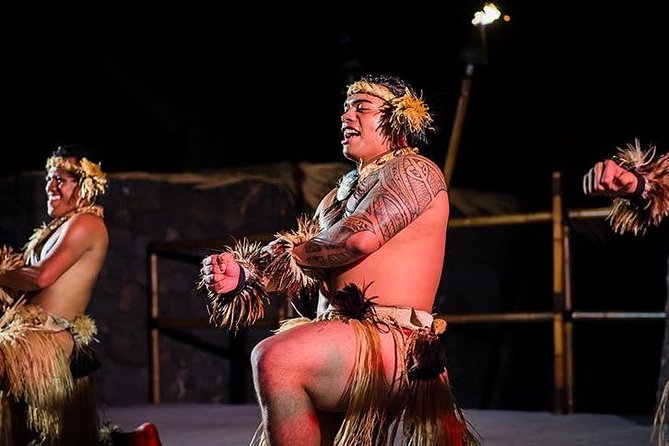 Myths of Maui Luau Dinner and Show - Getting there and timing: line management is half the game