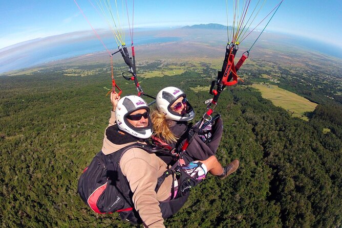 Paraglide Maui's 1K Tandem Paragliding Experience - Landing near the meeting point: what happens after touchdown