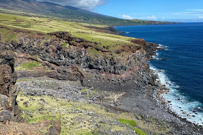 Rainforest Tour to Hana and Beyond - Halfway to Hana and Wailua Valley: snacks, fruit stand energy, and viewpoint rewards