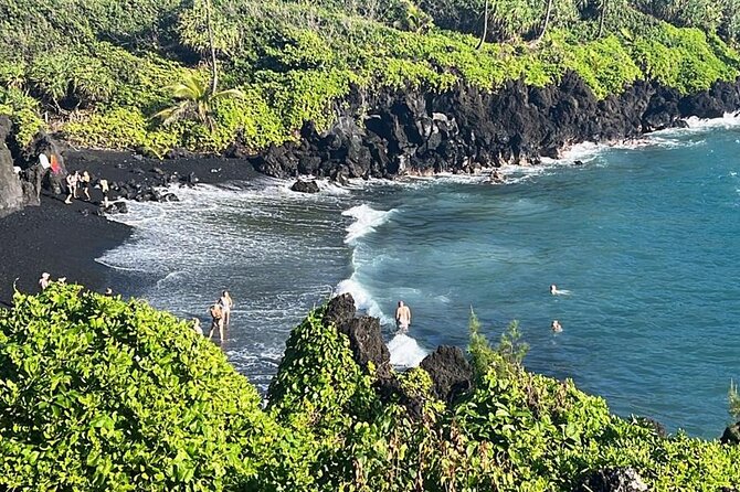 Road To Hana Black Sand Beach Waterfalls & Turtles Tour - Why This Road to Hāna Tour Feels Easier Than Driving