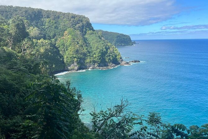 Road To Hana Black Sand Beach Waterfalls & Turtles Tour - Ho’okipa Beach Park for Sea Turtles and Windy Coastline Views