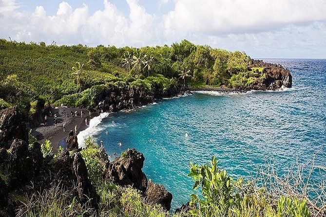 Road to Hana Deluxe Rainforest & Waterfall Experience from Maui - Waianapanapa State Park: Black Sand Beach and the Longest Stop
