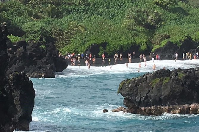 Road to Hana: Full-Day Scenic Drive with Blacksand & Waterfalls - Bamboo forest and the drive-thru waterfall photo breaks