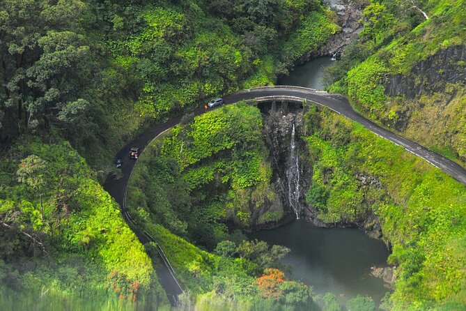 Road to Hana Rainforest, Black Sand Beach, Waterfalls & Lunch - Wai’anapanapa State Park: black sand, fresh-water caves, and lunch with a view