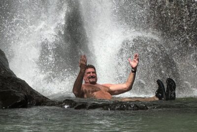 The best half day of your life! Luxury Road to Hana private tour - Hoʻokipa Beach Park: Sea Turtles, Surfers, and Photo Time